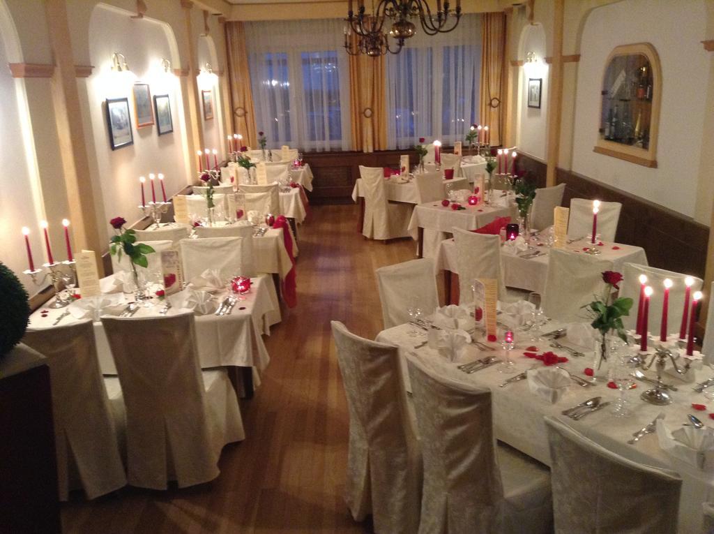 Hotel Restaurant Boeck "Roter Hahn" Sankt Poelten Eksteriør billede