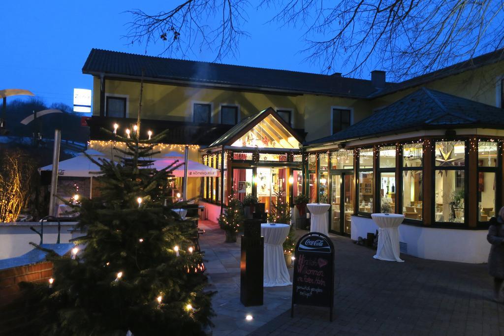 Hotel Restaurant Boeck "Roter Hahn" Sankt Poelten Eksteriør billede